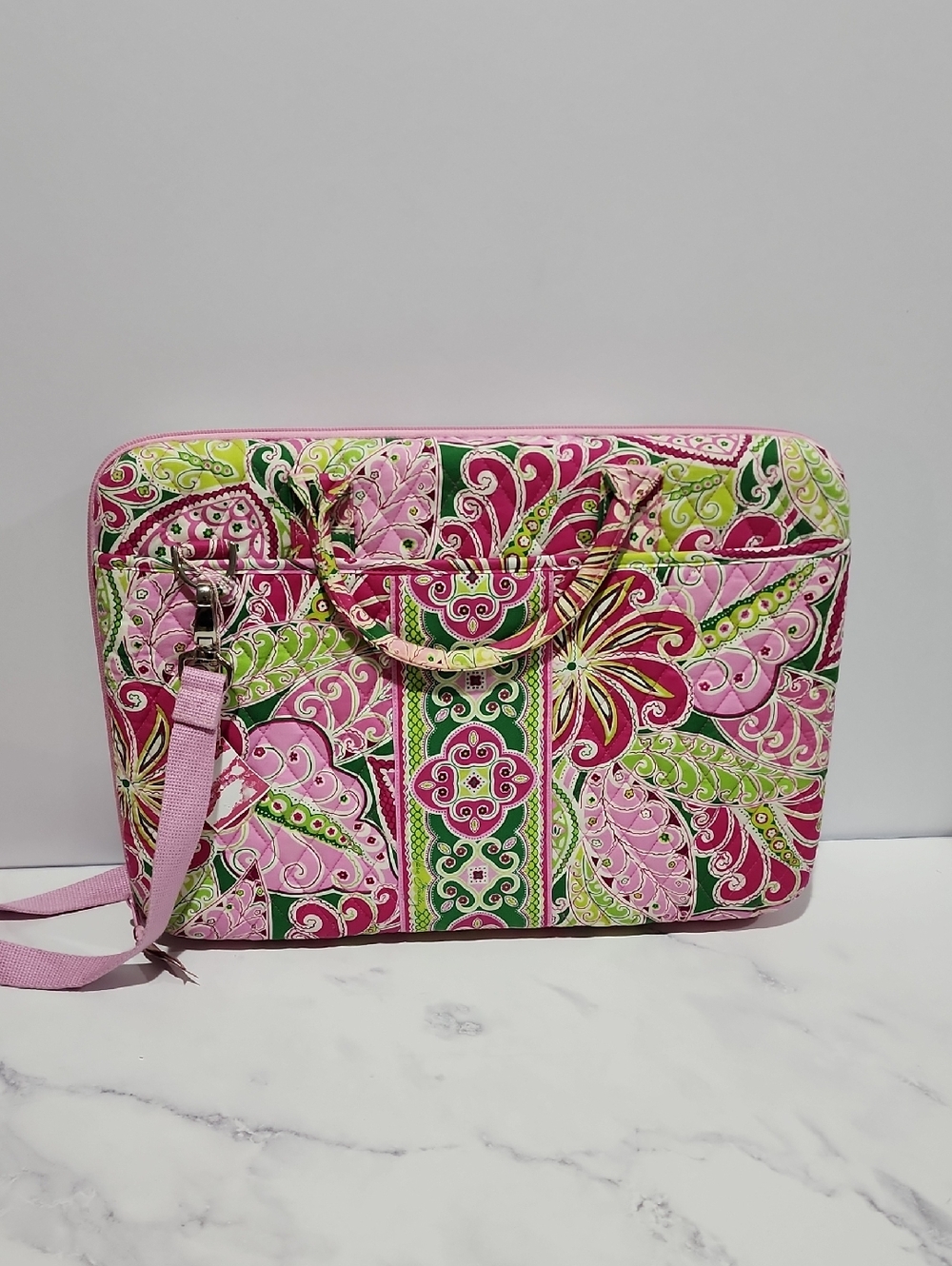Vera Bradley Hard Laptop Case  Bag